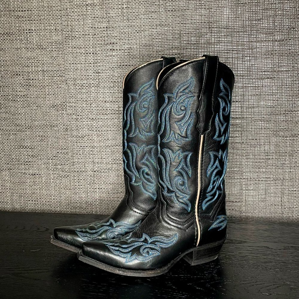 Ultra Rare: Vaccari Western Cowboy Boots with Metallic Blue Embroidery [Original